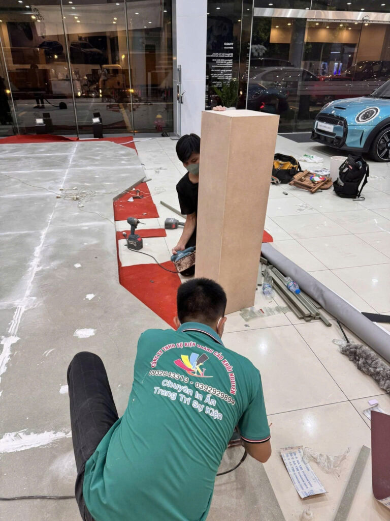 Đội ngũ Khôi Nguyên